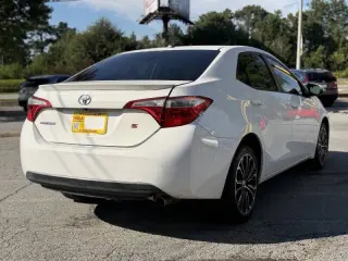 Toyota Corolla 2015
