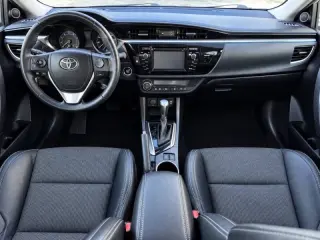 Toyota Corolla 2015