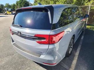 Honda Odyssey 2024 Touring 4dr Mini-Van
