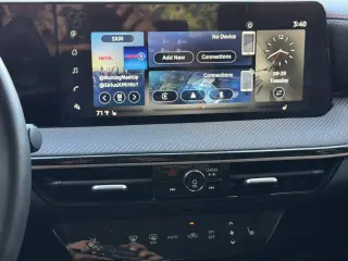 Nissan Kicks 2025 SR 4dr Crossover