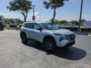 Nissan Rogue 2025 S 4dr Crossover