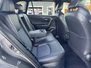 Toyota RAV4 Hybrid 2025
