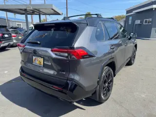 Toyota RAV4 Hybrid 2025