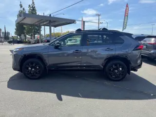 Toyota RAV4 Hybrid 2025