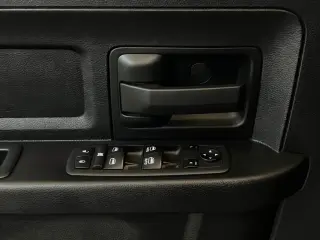 Ram 2500 2022 4x4 Tradesman 4p Puerta de Cabina de Tripulación 8 ft. LB Camioneta