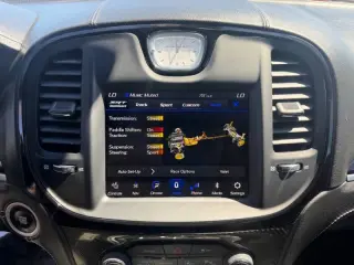 Chrysler 300 2023
