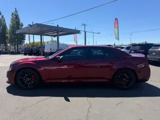 Chrysler 300 2023