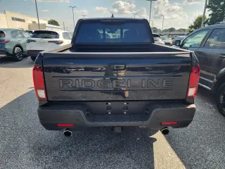 Honda Ridgeline 2024 Tracción en las cuatro ruedas Edición Negra 4dr Cabina de Tripulante 5.3 ft. SB