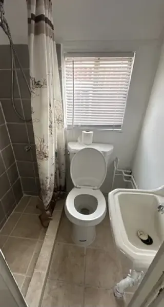 Clean quiet private yard