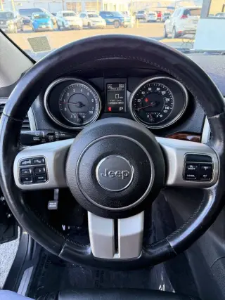 Jeep Grand Cherokee 2011