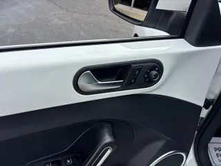Volkswagen Escarabajo Convertible 2018 2.0T S 2p Convertible