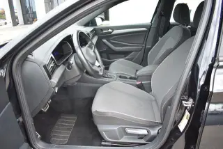 Volkswagen Jetta 2025 Sport 4p Sedán