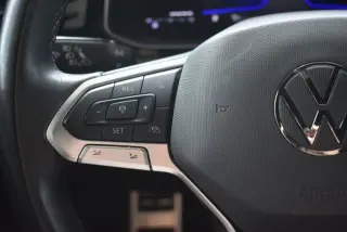 Volkswagen Jetta 2025 Sport 4p Sedán