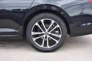Volkswagen Jetta 2025 Sport 4p Sedán