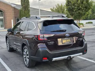 Subaru Outback 2024