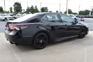 Toyota Camry Híbrido 2021 XSE 4dr Sedán