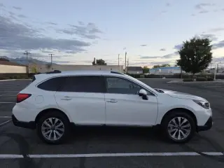 Subaru Outback 2018