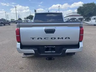 Toyota Tacoma 2024