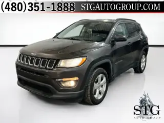 Jeep Compass 2017 4x4 Latitude 4dr SUV (versión de mitad de año)