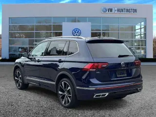 Volkswagen Tiguan 2023 AWD SEL R-Line 4Motion 4dr SUV