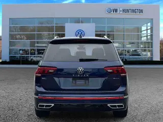 Volkswagen Tiguan 2023 AWD SEL R-Line 4Motion 4dr SUV