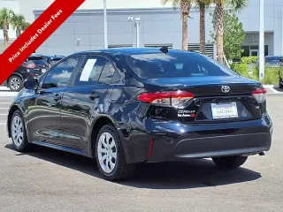 Toyota Corolla 2024 LE 4dr Sedán