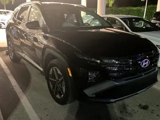 Hyundai TUCSON 2025 SEL Conveniencia 4dr SUV