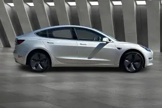 Tesla Model 3 2018 Long Range 4dr Fastback