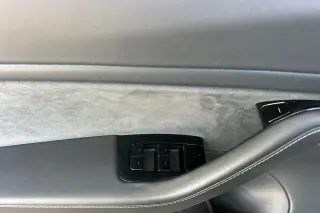 Tesla Model 3 2018 Long Range 4dr Fastback