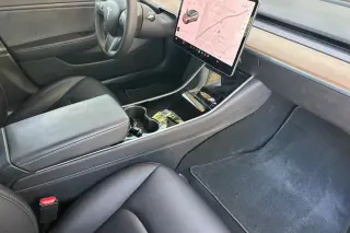 Tesla Model 3 2018 Long Range 4dr Fastback