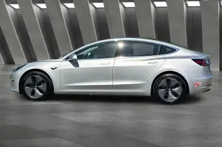 Tesla Model 3 2018 Long Range 4dr Fastback