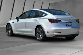 Tesla Model 3 2018 Long Range 4dr Fastback