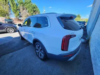 Kia Telluride 2021 S 4dr SUV
