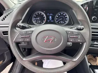 Hyundai SONATA 2022 SE 4dr Sedán (lanzamiento a mediado de año)