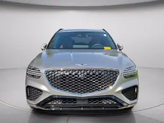 Genesis GV70 2024 AWD 2.5T Estándar 4p SUV