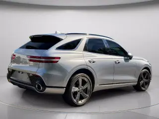 Genesis GV70 2024 AWD 2.5T Estándar 4p SUV
