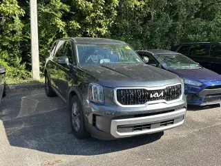Kia Telluride 2023 LX 4dr SUV