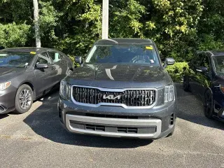 Kia Telluride 2023 LX 4dr SUV