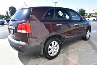 Kia Sorento 2013 LX 4dr SUV