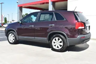 Kia Sorento 2013 LX 4dr SUV