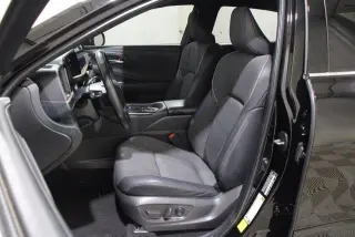 Toyota Crown 2023 AWD XLE 4dr Sedan