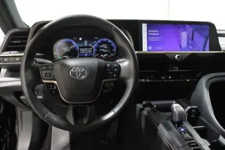 Toyota Crown 2023 AWD XLE 4dr Sedan