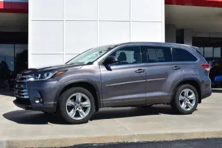 Toyota Highlander 2019 AWD Limited 4dr SUV