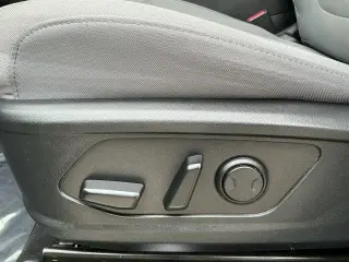 Hyundai SANTA CRUZ 2023 AWD SEL 4dr Camioneta de tripulación 4.3ft SB