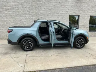 Hyundai SANTA CRUZ 2023 AWD SEL 4dr Camioneta de tripulación 4.3ft SB