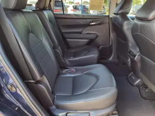 Toyota Highlander 2022 XLE 4dr SUV