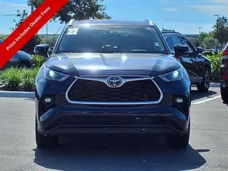 Toyota Highlander 2022 XLE 4dr SUV