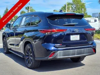 Toyota Highlander 2022 XLE 4dr SUV