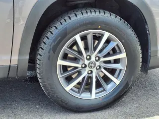 Toyota Highlander 2019 XLE 4dr SUV