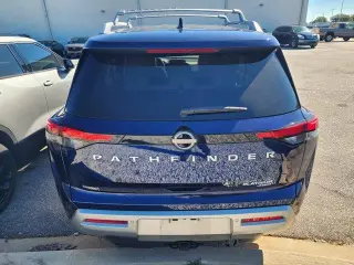Nissan Pathfinder 2022 AWD Platinum 4dr SUV